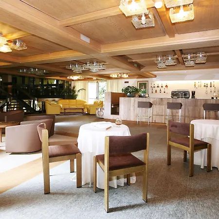 Ξενοδοχείο Palace Wellness & Beauty Μπόρμιο